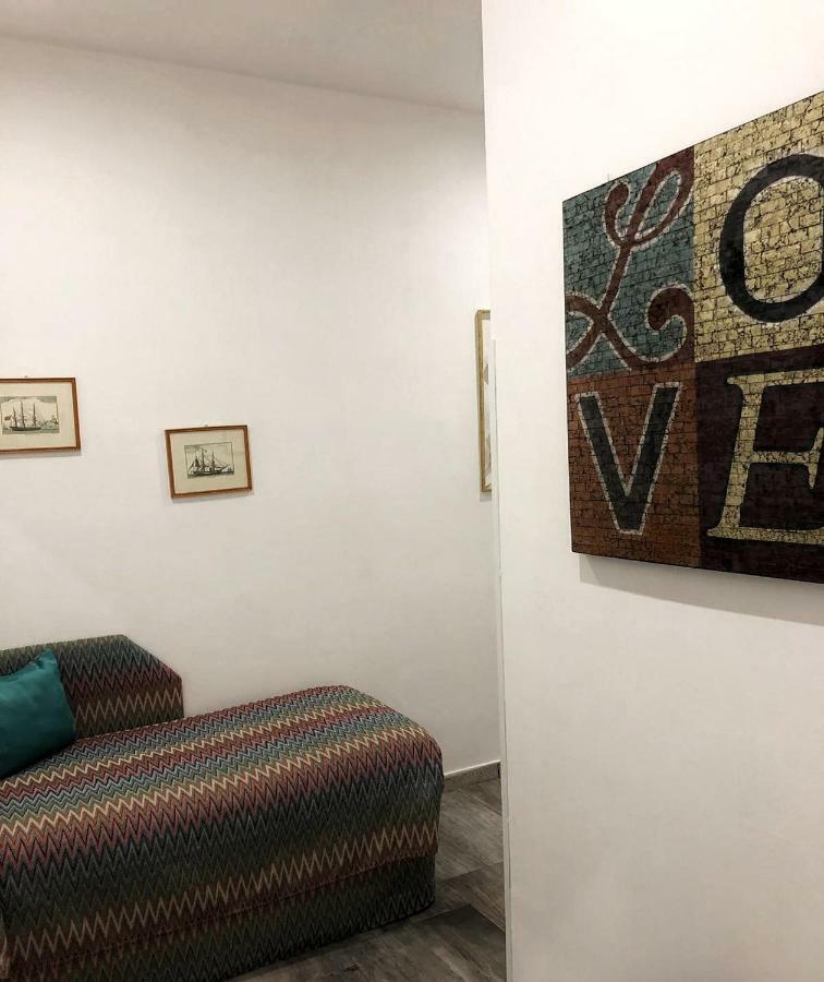 Aleandre Acomodação com café da manhã Foggia Exterior foto